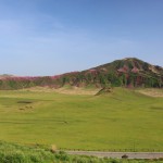 ミヤマキリシマと草千里の画像